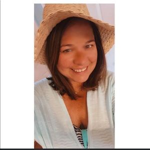 Meet your Posher, Casey